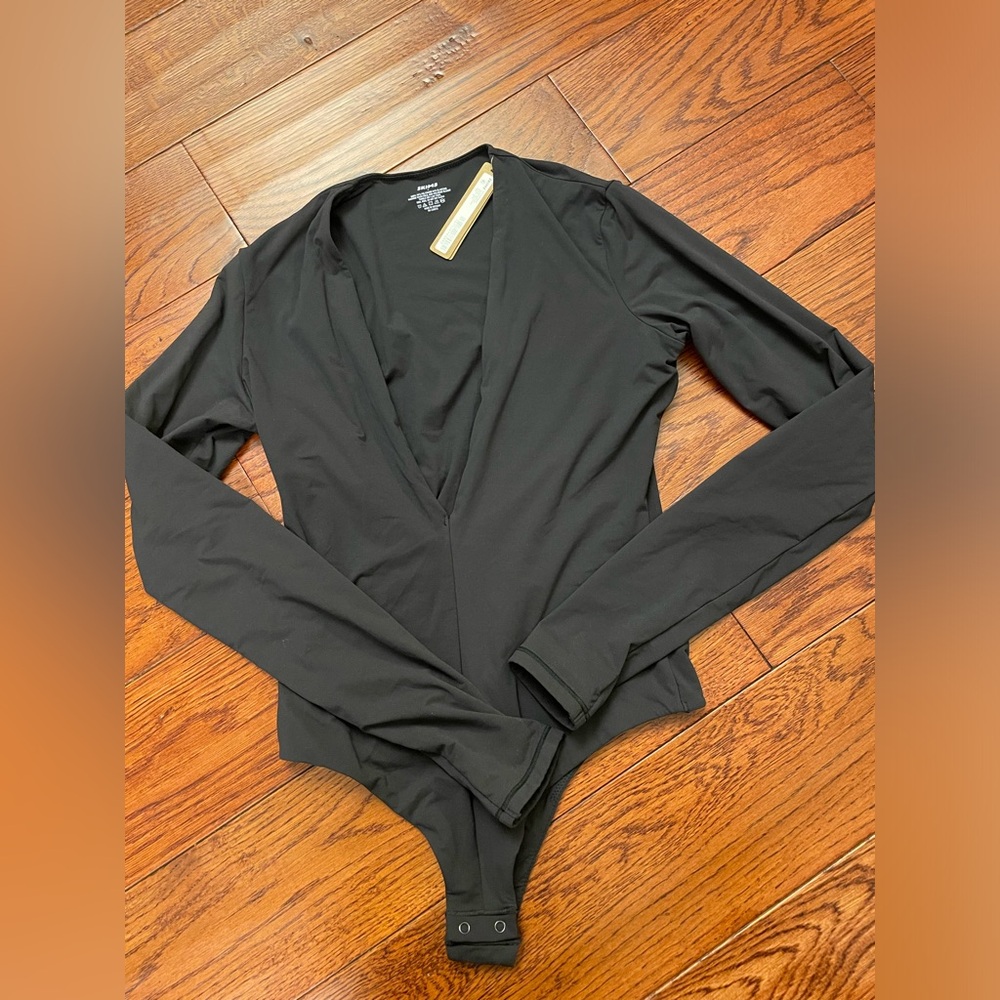 Skims Plunge Bodysuit